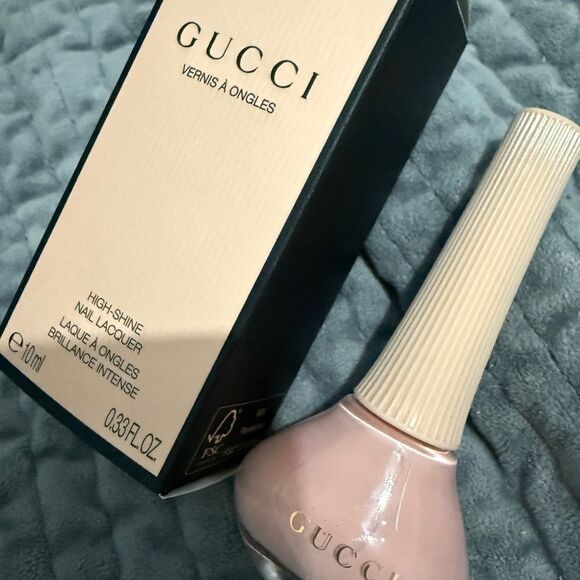 GUCCI NAIL POLISH “ELLEN BLUSH” 413 | HIGH-SHINE FINISH – LUXURY BLUSH PINK - Picture 11 of 17